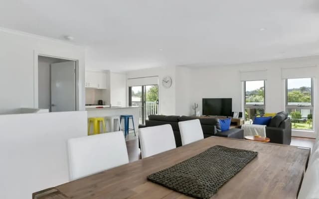 Coutts Beach Break - photo 2