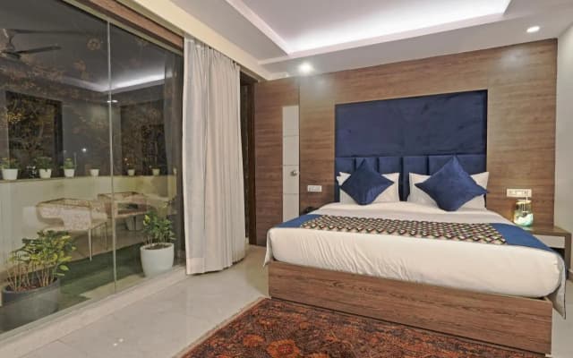 Hotel Cardinal Express OXMO Delhi Airport - photo 3