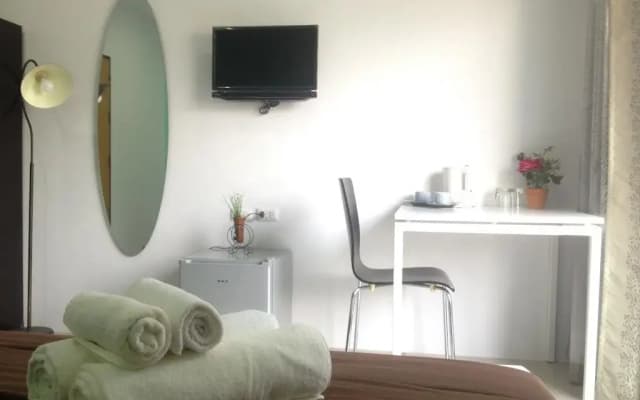Ezy House Patong - photo 2