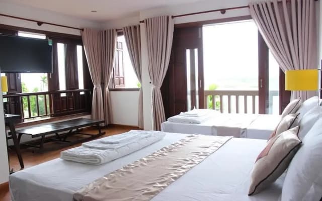 B'Lan Riverside Villa - photo 3