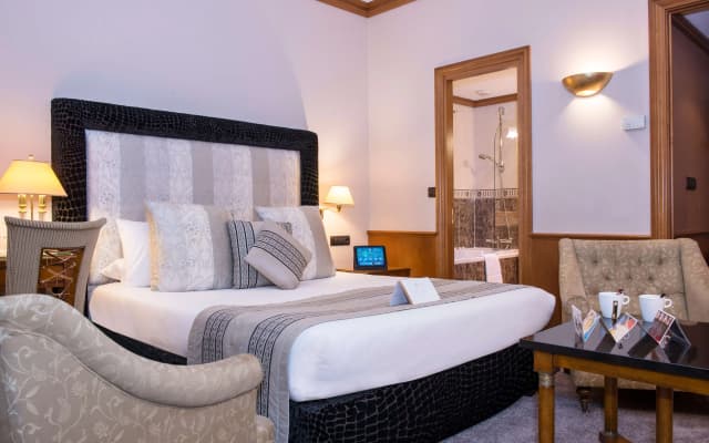 West End Nice Hotel  - photo 4