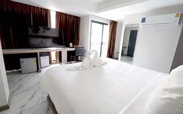 RoomQuest Sukhumvit 36 BTS Thonglor - photo 3