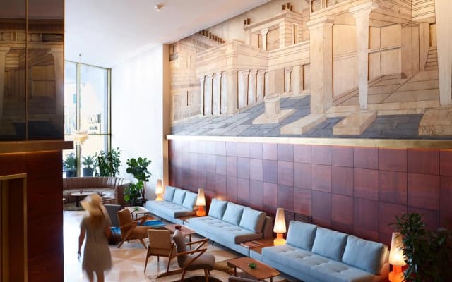 Brown Acropol Hotel - photo 2