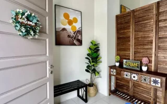 Karpal Singh Drive Seaside Georgetown 4BR-15pax by 3C - photo 2