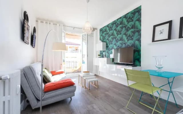 Cosy 1 Bdr Near Garibaldi Square - Top Floor & AC - photo 4