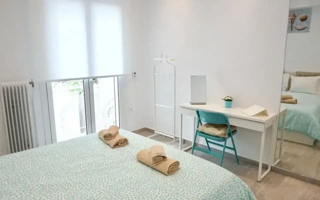 Minimal Fresh Design Apt in Athens - photo 5