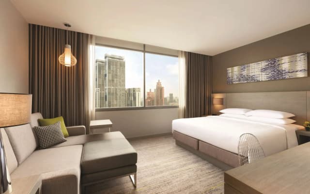 Hyatt Place Bangkok Sukhumvit 24 - photo 5