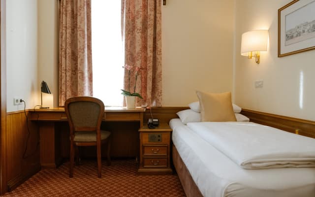 Hotel City Central - photo 4