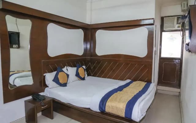 Hotel Konark - photo 5