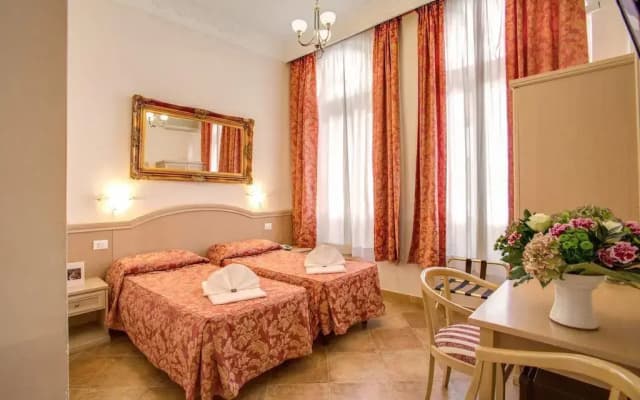 Hotel Caravaggio - photo 5