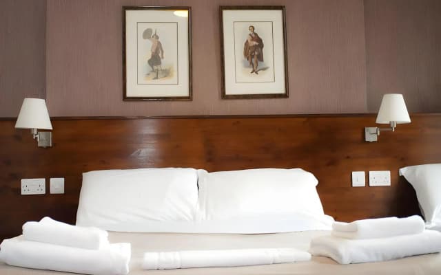 Edinburgh House Hotel - photo 5