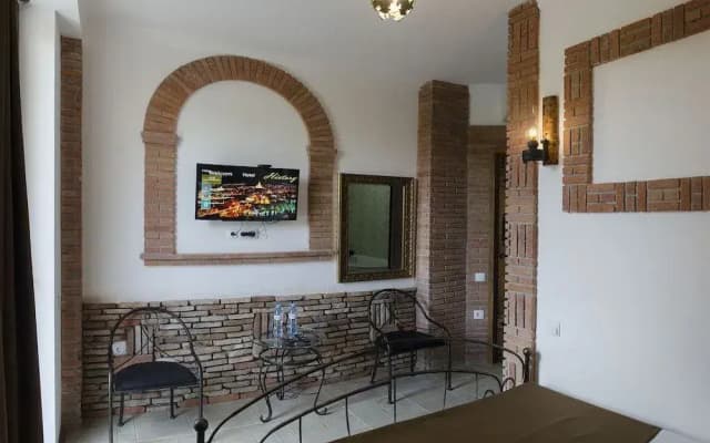 Hotel Janashia - photo 4