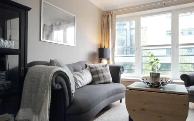 2 Bedroom Flat With Garage Parking - photo 5