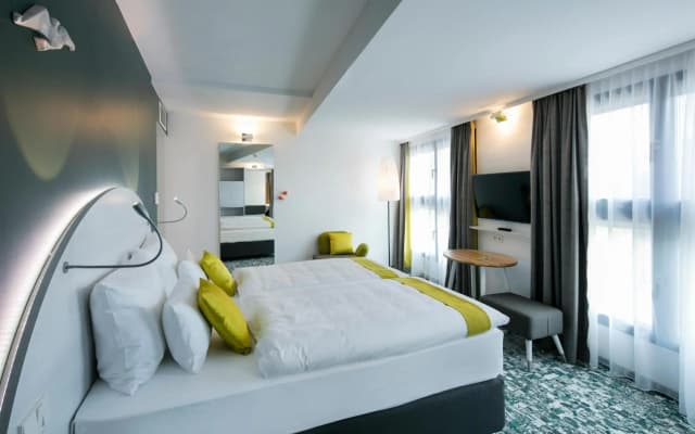 ARCOTEL Donauzentrum - photo 5