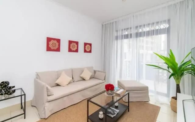 Elegant Escape of Downtown - photo 2