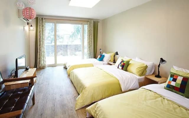 Hide & Seek Guesthouse - photo 2