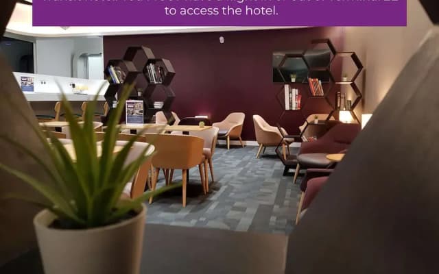 YOTELAir Paris CDG - Transit Hotel - photo 4