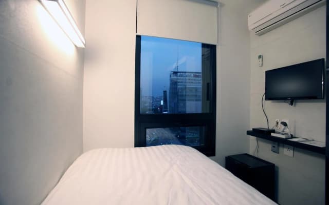 KSTAR Metro Hotel - photo 2