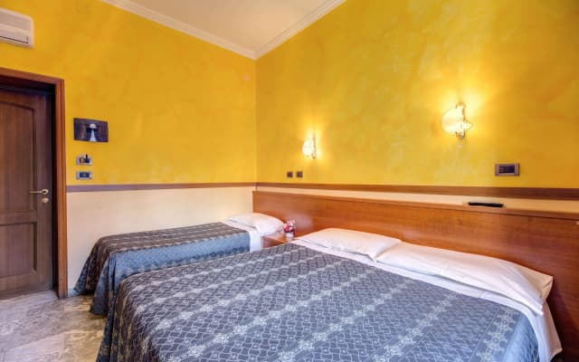Hotel Planet - photo 4