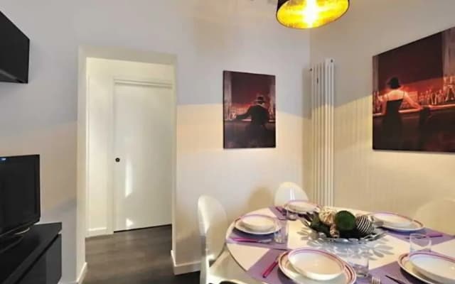 Art Deco Apartment - photo 2