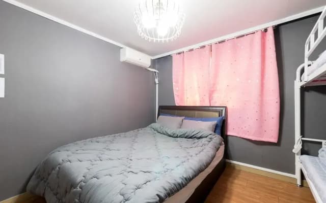 Liz's House - Hostel - photo 4