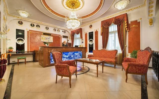 Hotel General Old Town Prague - photo 2