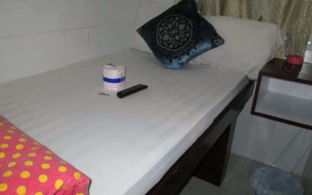 Crystal Hostel - photo 3