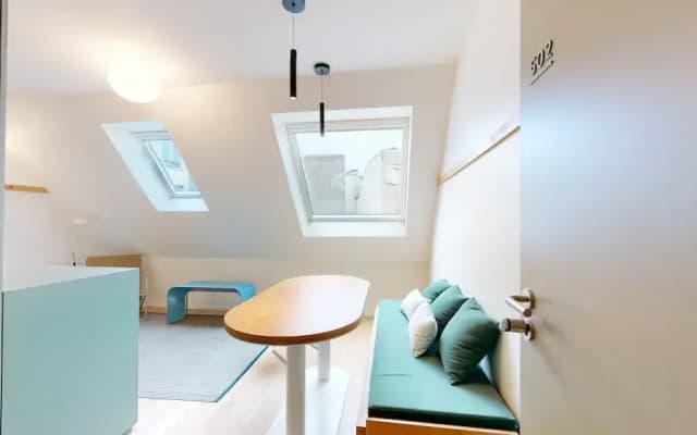 Altido Pleasant 1-bed Flat w Shared Courtyard - photo 2
