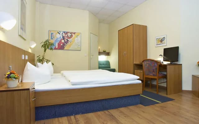 Juncker's Hotel Garni - photo 4