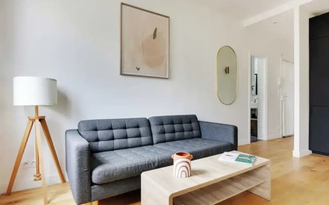 Charming Appt - 1bd/2p - Near Canal Saint Martin - photo 5