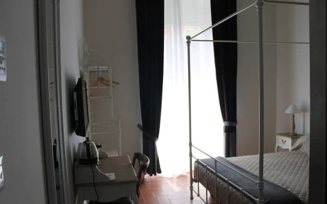 Vacanze Romane Rooms - photo 2