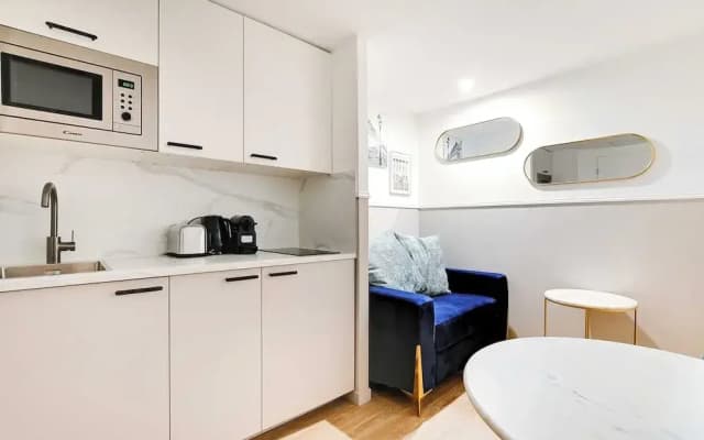 Modern Flat - 1BD for 3P With AC - Near Montmartre - photo 3