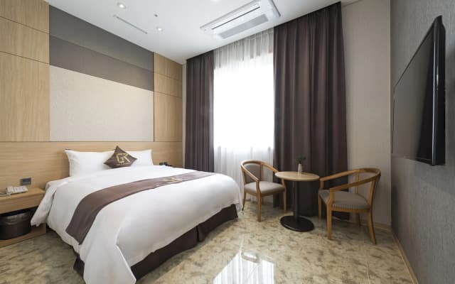GoldRiver Hotel - photo 5