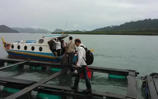 Dream Cage Fish Farm Floating Chalet - photo 3