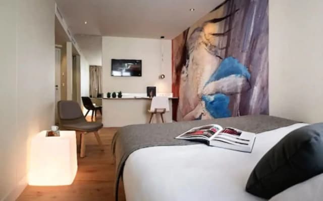 Max Hotel - photo 3