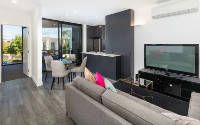 Caulfield North Executive - photo 4