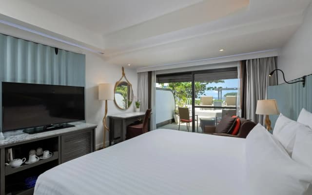 The Boathouse Phuket Hotel - photo 4
