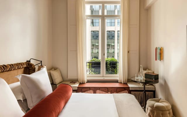 Chateau des Fleurs Paris Champs Elysees - photo 4