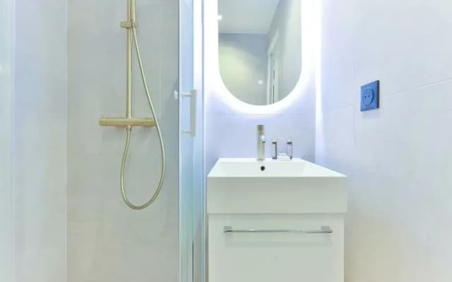 Beautiful 1 Bedroom Apartment - photo 5