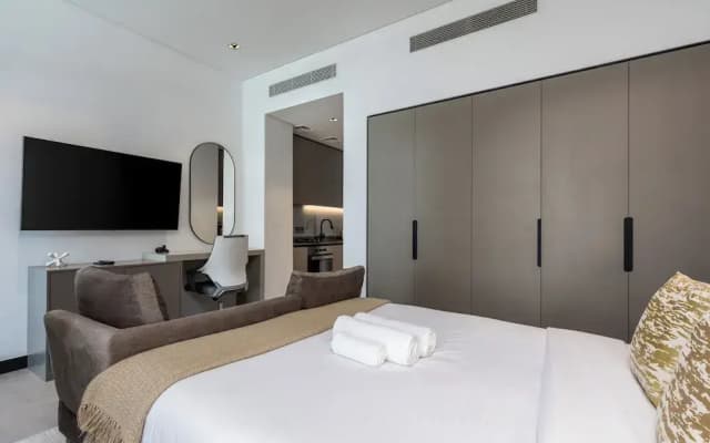 Waves - Elegant Studio Retreat in Dubai’s Business Bay - photo 4