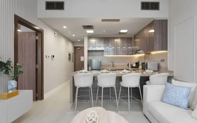 Maison Privee - Modern Living w/ Premium Amenities close to Marina - photo 3