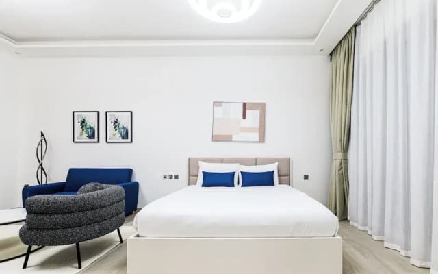 Stylish Stu in Medore Modern Amenities - photo 5