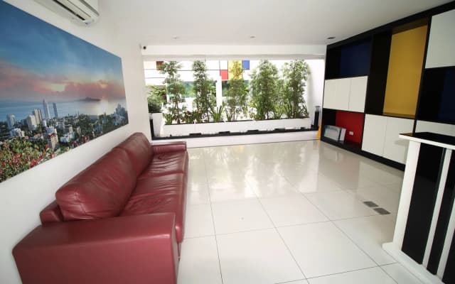 Art On The Hill by Pattaya Sunny Rentals - photo 2