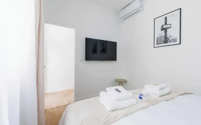 Charming Apartment 2br/6p - Gare de L'est - photo 4