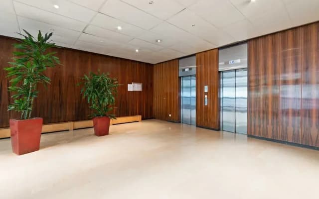 Chic Apartment Near the Champs-elysées - photo 2