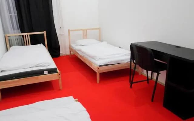 Iskola 2.0 Hostel - photo 2