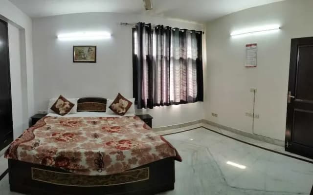 ADB Rooms Knights Inn - photo 4