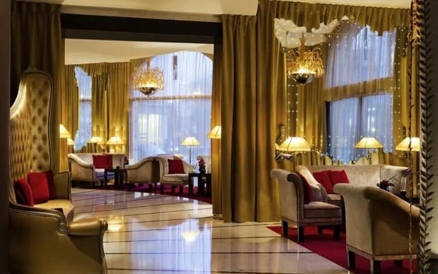 Hôtel Barrière Fouquet's Paris - photo 2