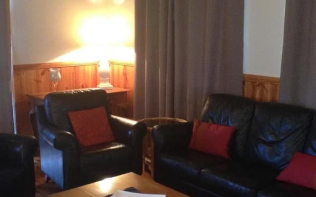 Mulgoa Valley Guesthouse - photo 3