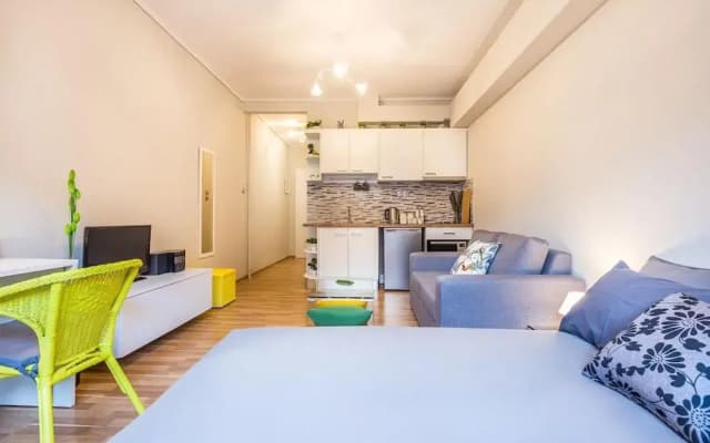 Exceptionally located studio apartment - photo 2